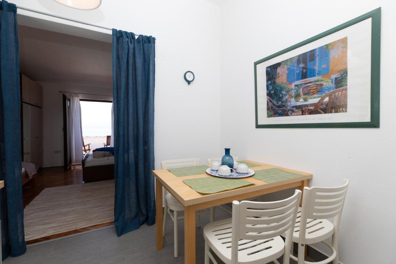 Apartments Apartmani Pintar Мимице Екстериор снимка